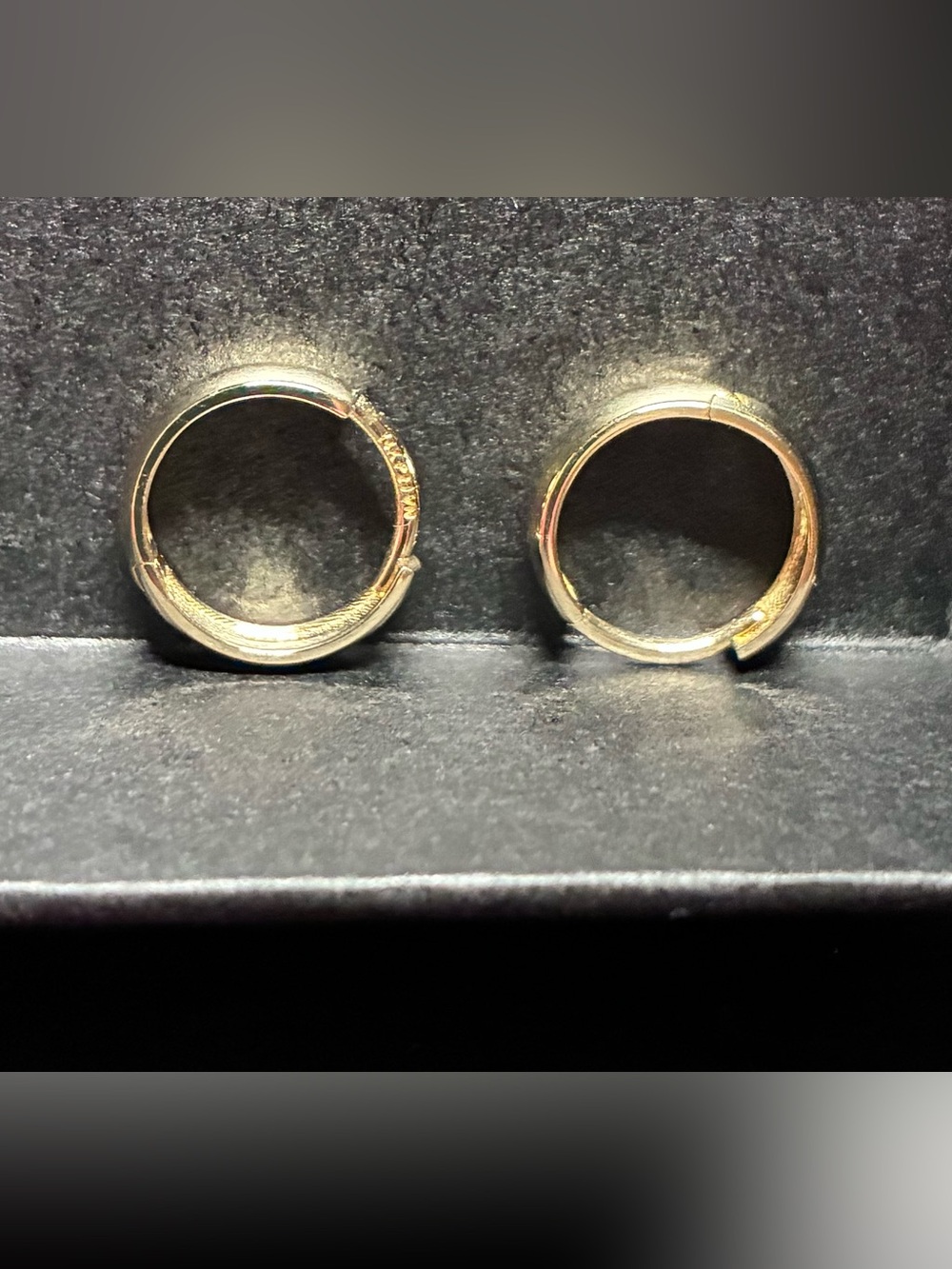 Quince 14k YG Bold Gold Huggie Hoop Earrings (Pair) 12mm
